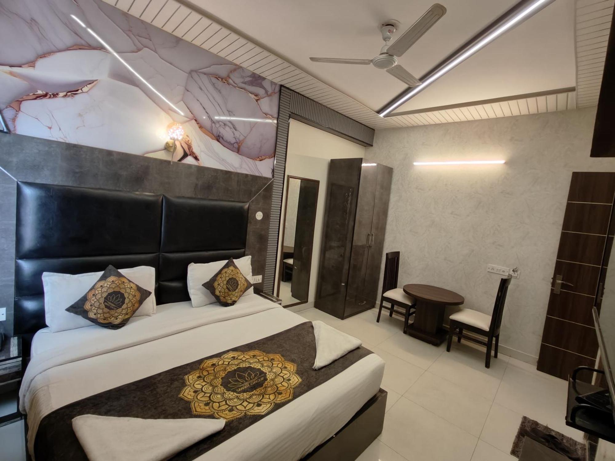 Hotel Smart Plaza 뉴델리 외부 사진