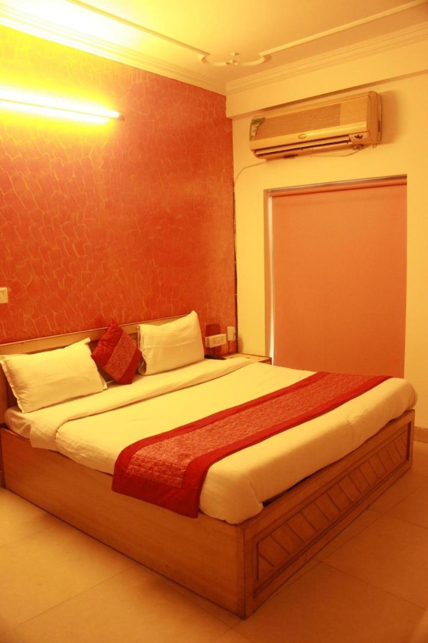 Hotel Smart Plaza 뉴델리 외부 사진